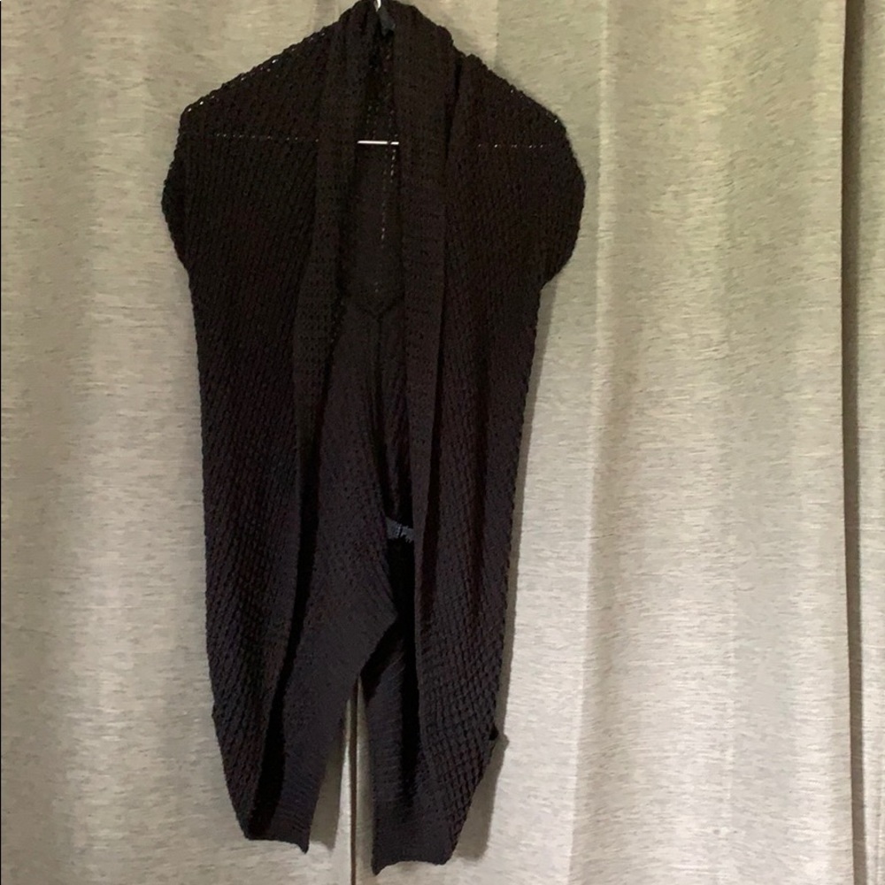 Forever XXI cute short sleeve shrug